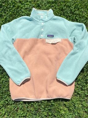 Patagonia Men’s Two-Tone Mint & Peach Zip-Front Fleece Pullover